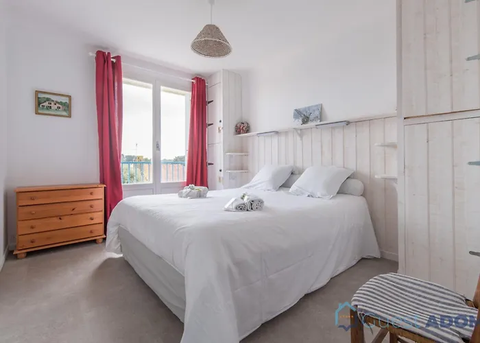 Appartement plein de charme avec vue sur mer